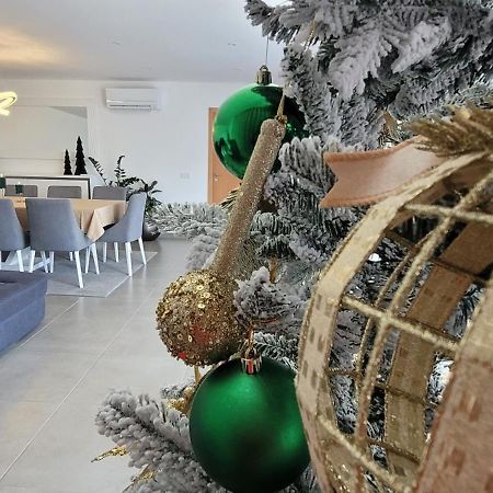 Вилла Geresmarinahouse Экстерьер фото