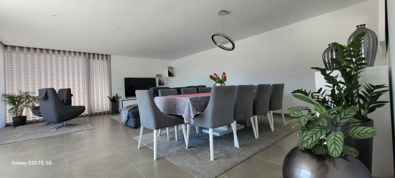 Вилла Geresmarinahouse Экстерьер фото